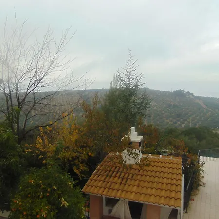 Sierra De Araceli لوسينا