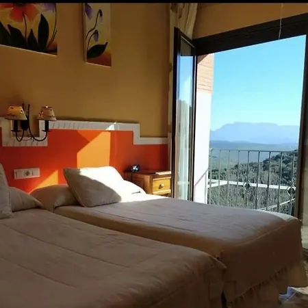 Sierra De Araceli 2* Люсена