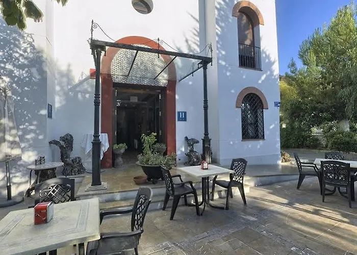 Отель Sierra De Araceli 2*