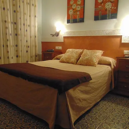 Hotel Sierra De Araceli
