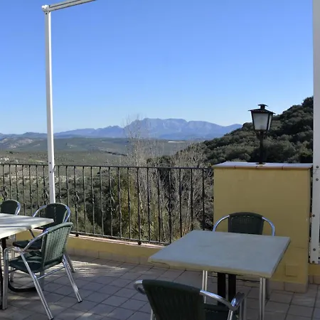 Sierra De Araceli מלון 2*