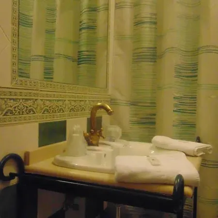 Hotel Sierra De Araceli 2*
